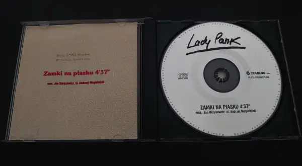 Lady Pank - Zamki na piasku 4'37". Promocyjna płyta CD z radiową wersją utworu.