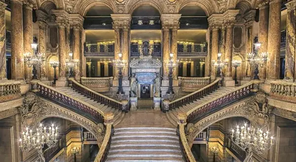 Opera Garnier: Gdzie jest? Historia, architektura i sekrety